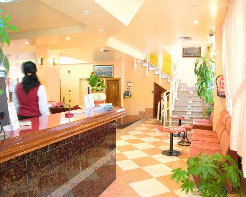 Hotel Can-Vic Guadalajara Ngoại thất bức ảnh